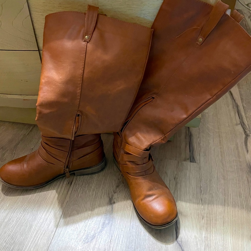 Extra Wide Calf Journee Boots